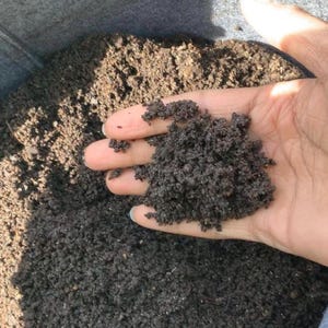 Organic Worm Castings Fertilizer 1LB Bag for Garden Soil Boost Natural Compost Tea Amendment for Homestead Raised Beds and Plants