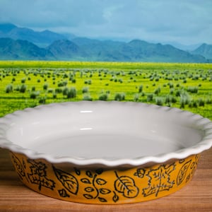 11.5&quot; Ceramic Pie Dish With Fluted Rim & Carved Leaf Pattern – Stoneware Bakeware, Wheel-Thrown Ovenware, Orange Deep Dish Pie Plate