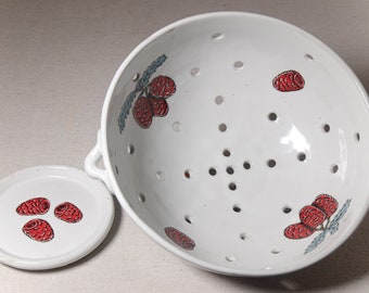 Raspberry Berry Bowl & Saucer – Wheel-Thrown White Ceramic Colander With Dish, Stoneware Strainer With Red Berry Design, Summer Fruit Bowl