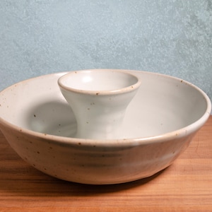 Pale Gray Chip & Dip Bowl – Wheel-Thrown Stoneware Appetizer Bowl, Veggie And Dip Ceramic Platter, Party Server Bowl, Chip Combo Dip Tray