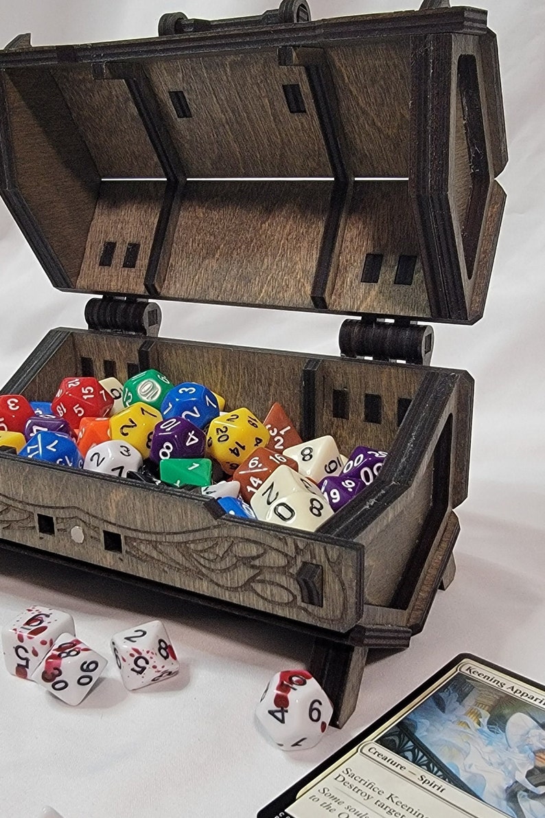 Customizable Gothic Vampire Chest for Dice and Keepsakes Handcrafted Storage Box, Perfect for Gamers & Collectors, Great Gift Idea image 7