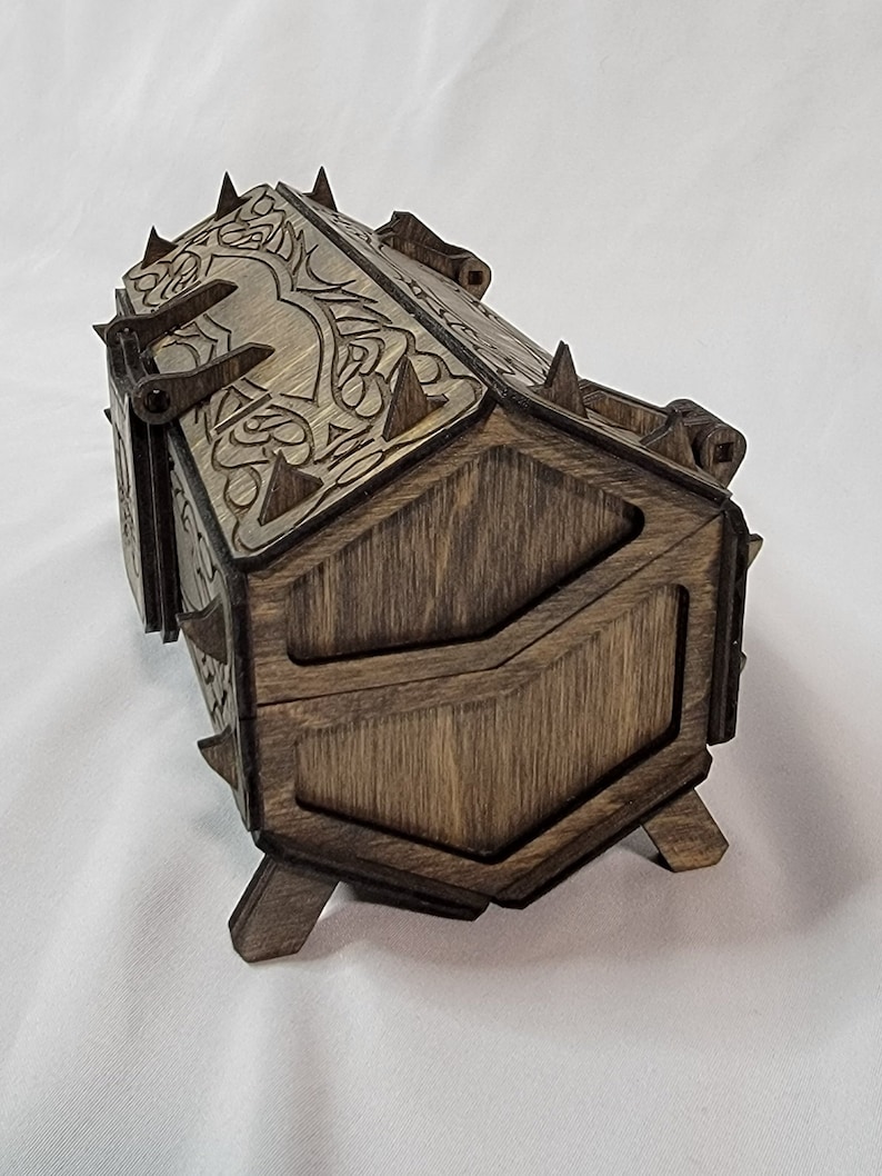 Customizable Gothic Vampire Chest for Dice and Keepsakes Handcrafted Storage Box, Perfect for Gamers & Collectors, Great Gift Idea image 2