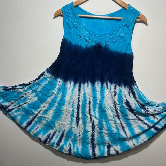 boho tank dress Tie Dye Dress, Sleeveless Embroidered Tunic Top, Flowy Beach Cover-Up Furniture of America® Carissa Cami dress From beach to bar Color:Pastel Purple Wakefield