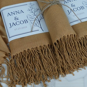 50 pezzi di scialle di pashmina bomboniere per gli ospiti Pashmine all&#39;ingrosso Bomboniere per la festa nuziale Scialli per matrimonio Bomboniere personalizzate per feste all&#39;ingrosso