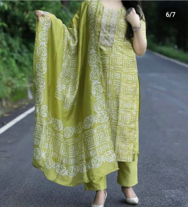 Shop Weaving Silk Party Wear Kurti in Green Online : 198231 -