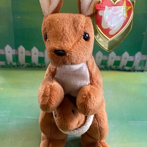 POUCH THE KANGAROO