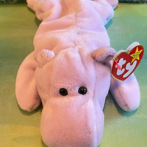 Vintage Ty Beanie Baby: Happy the Hippo
