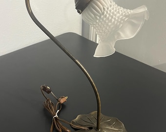 Vintage Lilly Pad lamp
