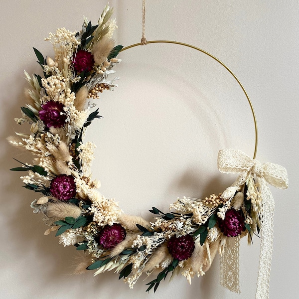 Unique Handcrafted Summer Wreath with dried flowers - Perfect Addition to Your Farmhouse, Boho, and Bohemian Décor. Eucalyptus leaves