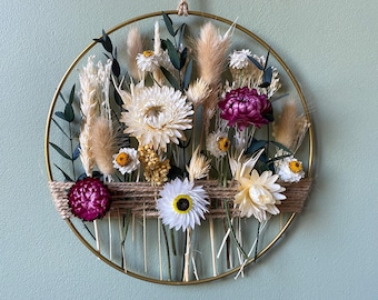 Boho Rustic Wall Decoration with Sunflower, Daisy & Dark Green Eucalyptus – Warm Vintage Floral Art