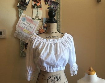 Catlin lovely soft w/lace Crop Top Rennisance/  Pirate/Fairwear