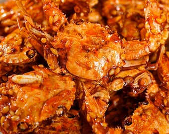 Ready-to-eat spicy flavour - perfect for seafood snack lovers Crispy Mini Crab