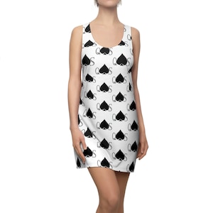 Qos Kleid, Qos Kleidung, Hotwife Kleidung, Roleplay