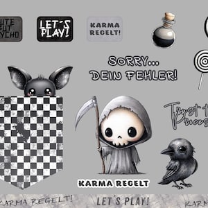 Könnte beinhalten: Eine Sammlung von Illustrationen in Graustufen mit einer Cartoon-Figur des Sensenmanns mit einer Sense, einer Fledermaus, einem Raben und verschiedenen Accessoires. Der Text enthält "Cute but Psycho", "Let's Play!", "Karma Regelt!" und "Karma Deluxe".