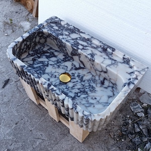 Calacatta Viola Marble Wall Mount Sink: Grooved Front, Round Corner