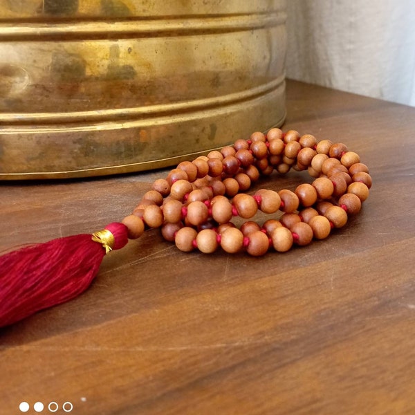 Sandalwood Mala Necklace 8mm 108 knotted sandalwood Japa mala - Wood bead necklace Sandalwood rosary Hindu Buddhist Tibetan prayer beads