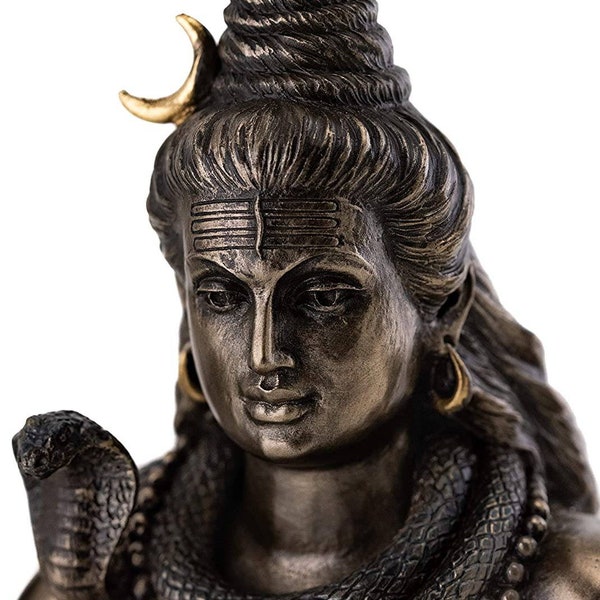 Statue de Shiva, idole de Shiv, Shiva, Mahadev Murty, Mahadeva, Rudra, Shankara, Adiyogi, dieu hindou de la méditation, du yoga, du temps, de la destruction et de la danse.