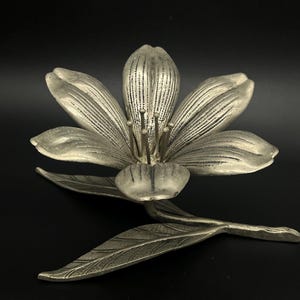 Vintage Brass Ashtray / Removable Petal Ashtray / Carved Petal Lotus Flower Ashtray / Smoking Accessories Ashtray