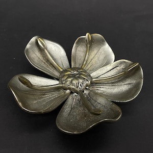 Vintage Brass Metal Ashtray Flower with 5 removable Petals Gucci Style