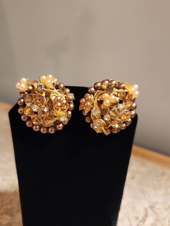 Vintage Faux Pearls and Rhinestones Earrings - image 1