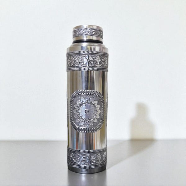 Textured Stainless Steel Water Bottle: Ayurvedic Detox, Yoga, 1 Ltr