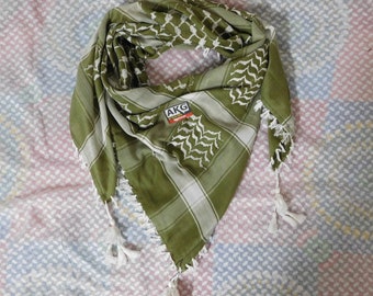 Pañuelo para la cabeza solidario con Palestina, color verde oliva, keffiyeh palestino: shemagh unisex con borlas.