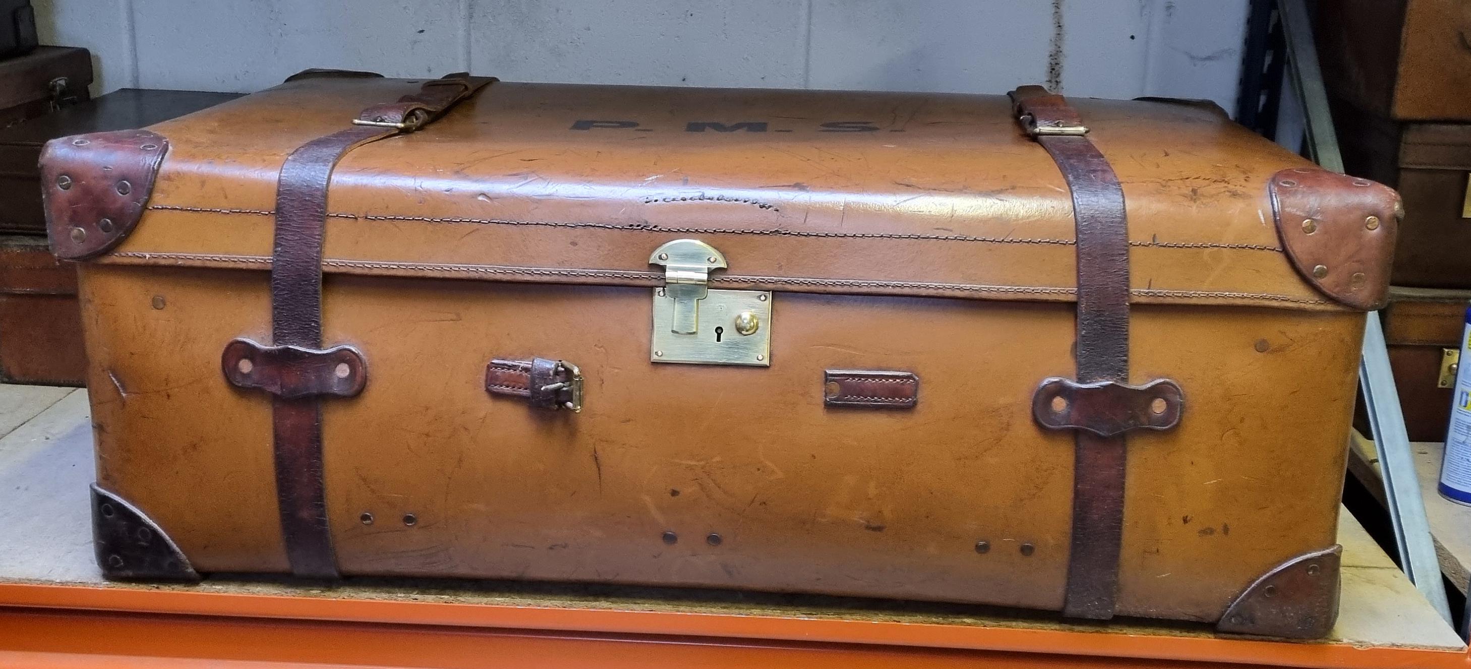 その他 40's Vintage trunk case Vintage Mock Leather Trunk Large 40
