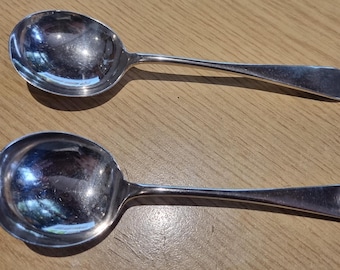 Pair sterling silver sauce ladles hallmarked Sheffield 1932 Roberts & Belk