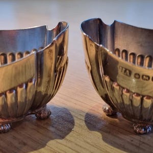 Pair antique Edwardian silver salts with fluted sides Sheffield 1904