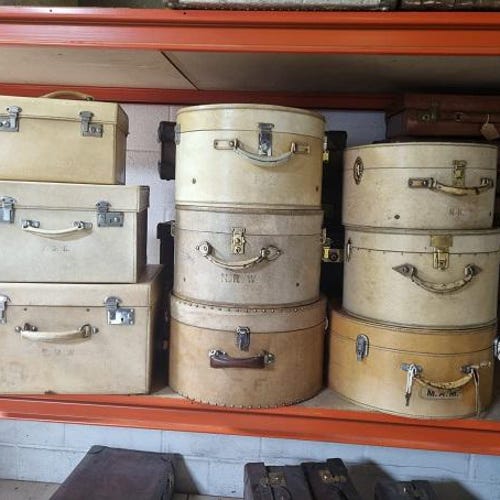 Kazuさま専用 アンティーク オーク材 キャンドルスタンド ペア アンティーク ペア 彫刻入りオーク材キャンドルスタンド 11 インチ