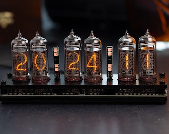 Nixie Tube Clock: Steampunk Retro Desk decor. Christmas present.
