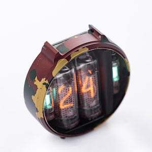 Orologio NIWA Nixie. Tubi In-16. Cassa personalizzata unica. Vetro zaffiro. 1