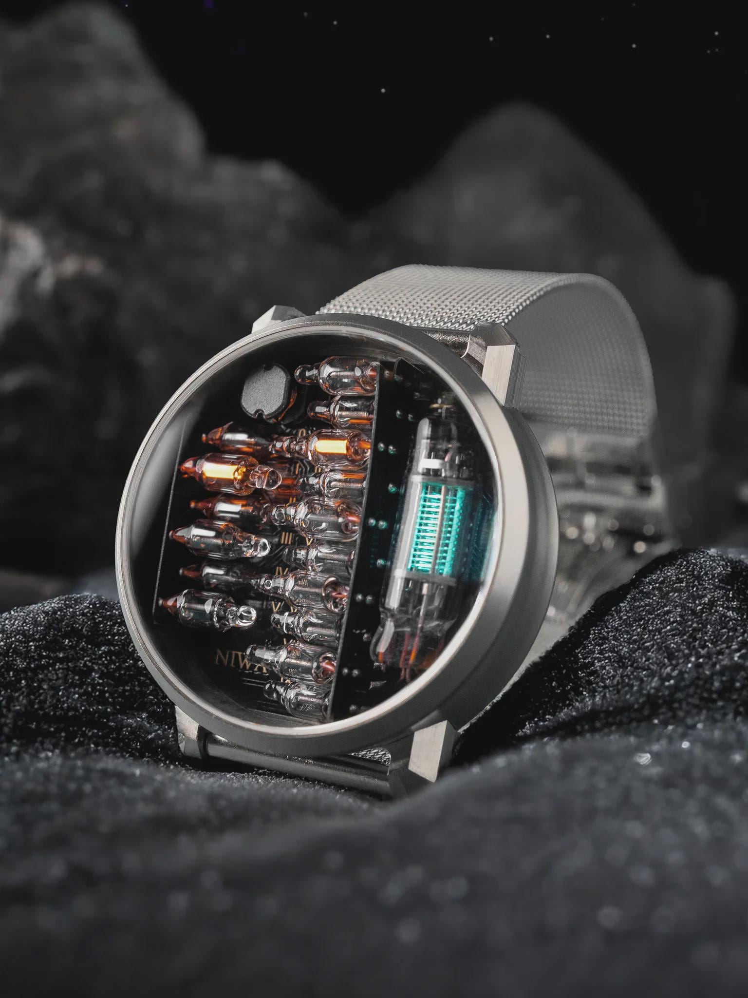 Nixie watch metro - Etsy 日本