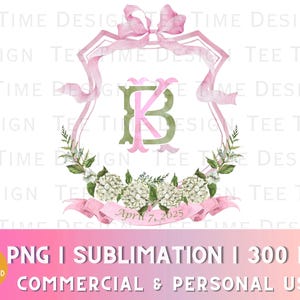 Preppy Hydrangea Pink Crest Grandmillennial PNG Convite para chá de casamento Logotipo de monograma em aquarela Anúncio de chá de bebê Design de batismo