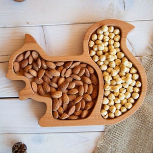 Squirrel wooden plate Svg, Serving tray - Snack tray Svg CNC Cutting, CNC Router, Digital, Vector Files, Instant Download, Cdr, Pdf, Ai, Eps