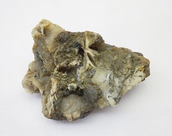 Ejemplar de galena con epimorfos de cuarzo procedente de Cornualles. Procedencia: Colección Levers, compuesta principalmente por rocas, minerales y cristales de Cornualles.