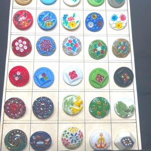 Vintage Original Czech Glass Sampler Button Card With 30 Buttons Including 6 Uranium