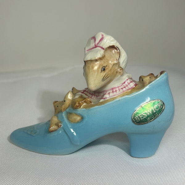 Vintage Beatrix Potter The Old Woman Who Lived In A Shoe Fredrick Warne & Co.  Beswick England Mouse With Babies Original Label