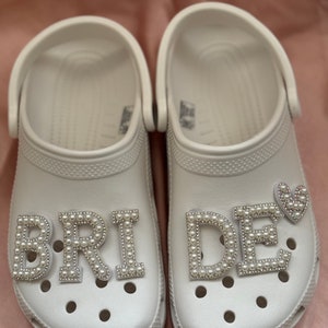 DIY CUSTOM GLAM CROCS- HOW TO BLING YOUR CROCS WITH KAWAII CHARMS & JIBBITZ  , RHINESTONES & PEARLS 