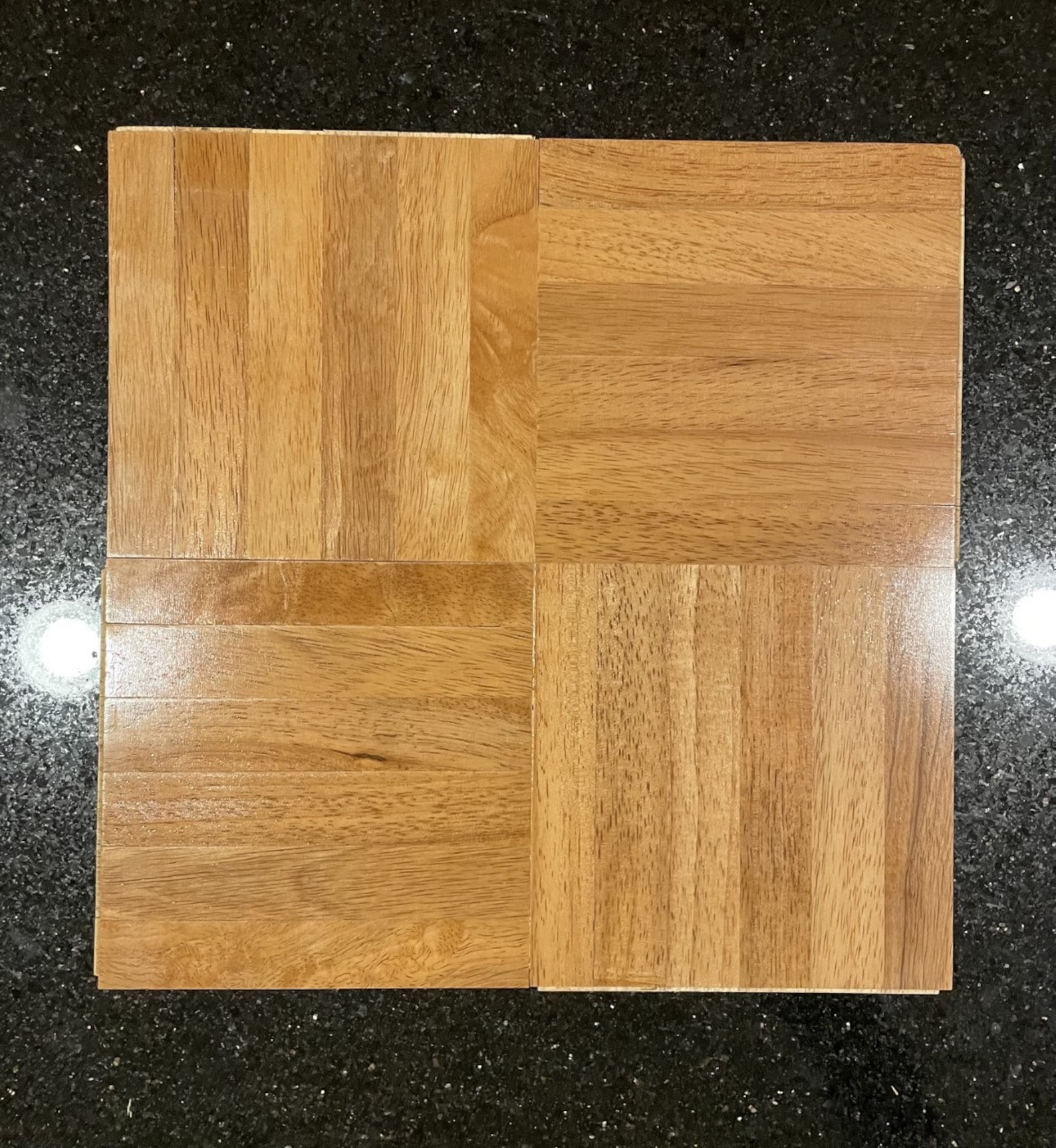 10 Square Feet 6finger Parquet Solid Hevea Wood Floor Tiles 12x12x1/4, Chestnut Color NEW 10