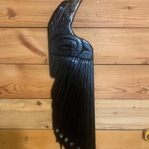 Hand Carved Northwest Coast Style Raven . Wall Hanging With 7 Abalone ...
