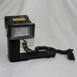 Vintage Unbranded Macro Wide Angle Flash Camera Attachment - Untested, Great Condition