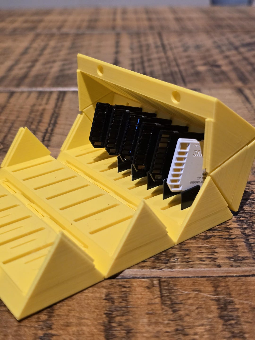 SD & Microsd Card Holder Storage Case – Holds 35 SD and 24 Micro SD ...