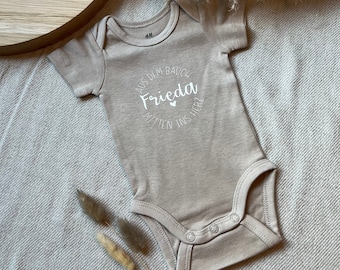 Babybody personalisiert „Aus dem Bauch mitten ins Herz“