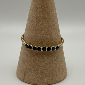 10K Yellow Gold Sapphire Thin Accent Ring - Size 7.25