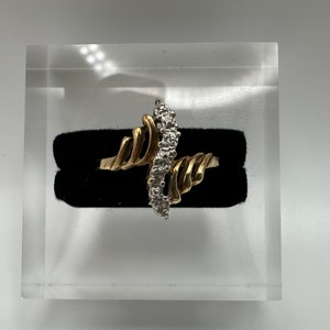 Vintage 10k Yellow Gold and Diamond Ring Size 6.5