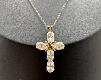 Colgante vintage de cruz de oro amarillo de 10 k con nueva cadena de oro de 10 k
