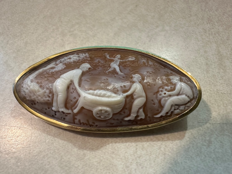 Vintage 14k Yellow Gold Cameo Pendant / Brooch, Gold Tested, Signed DiLuca of Italy image 1