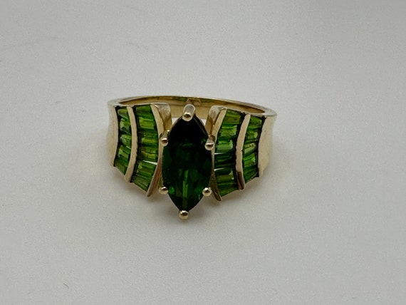 Beautiful Vintage 10K Yellow Gold Bright Green St… - image 6