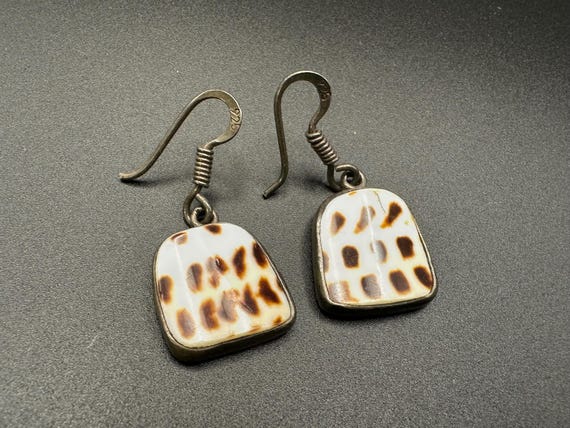 Unique Sterling Silver .925 Shell Dangle Drop Ear… - image 1